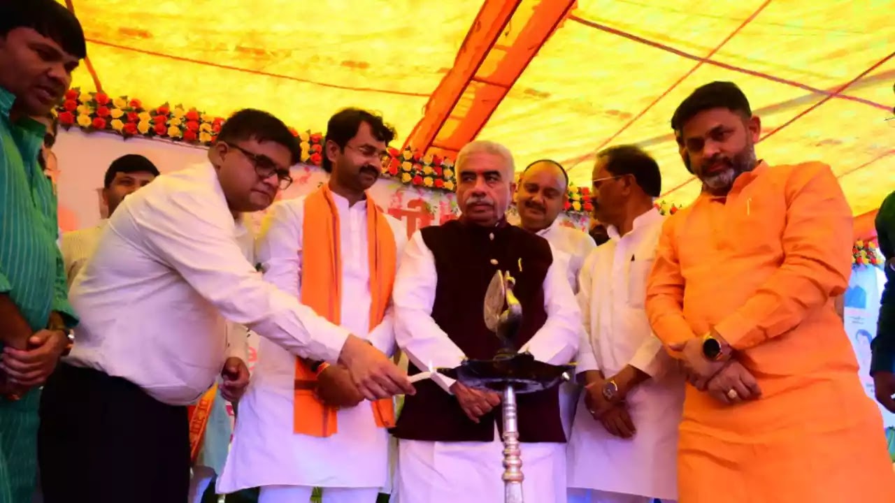 good-news-industrial-units-established-100-acres-land-all-75-districts-uttar-pradesh-minister-yogi-government-gave-information